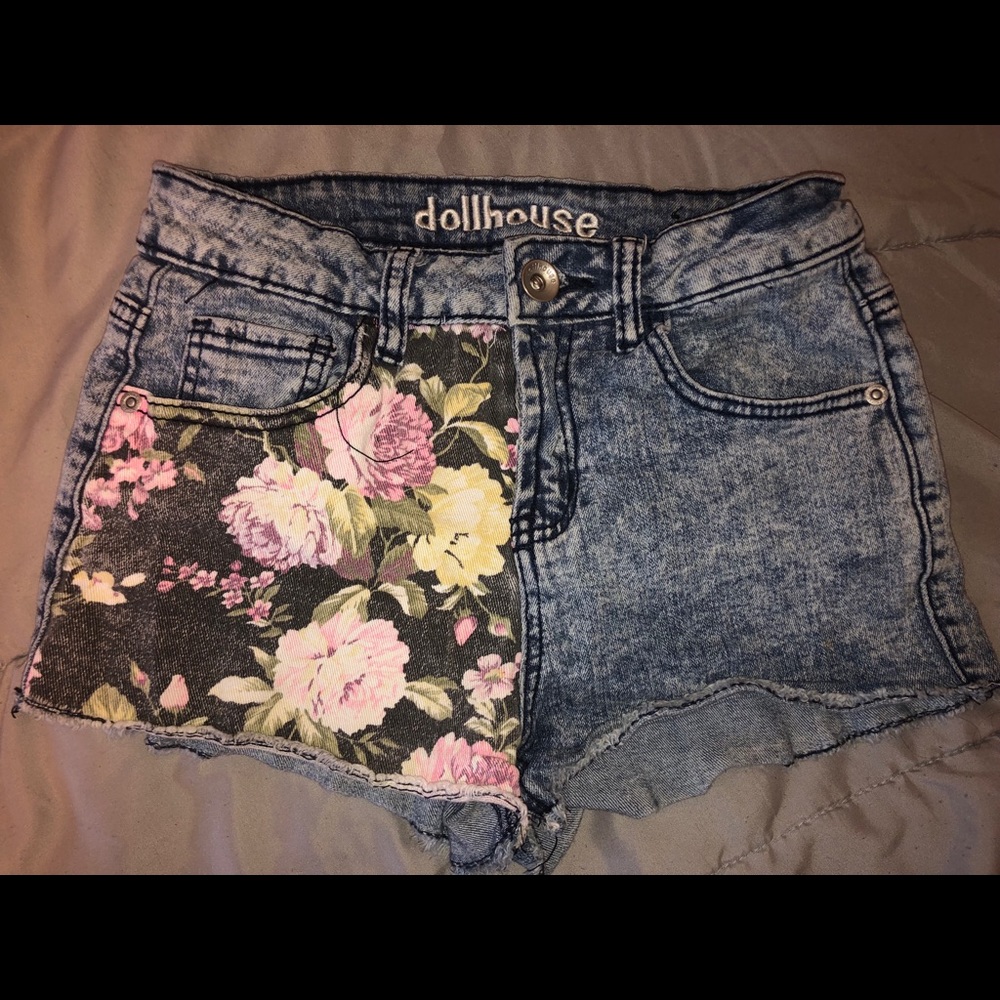 Floral Print Acid Wash Shorts